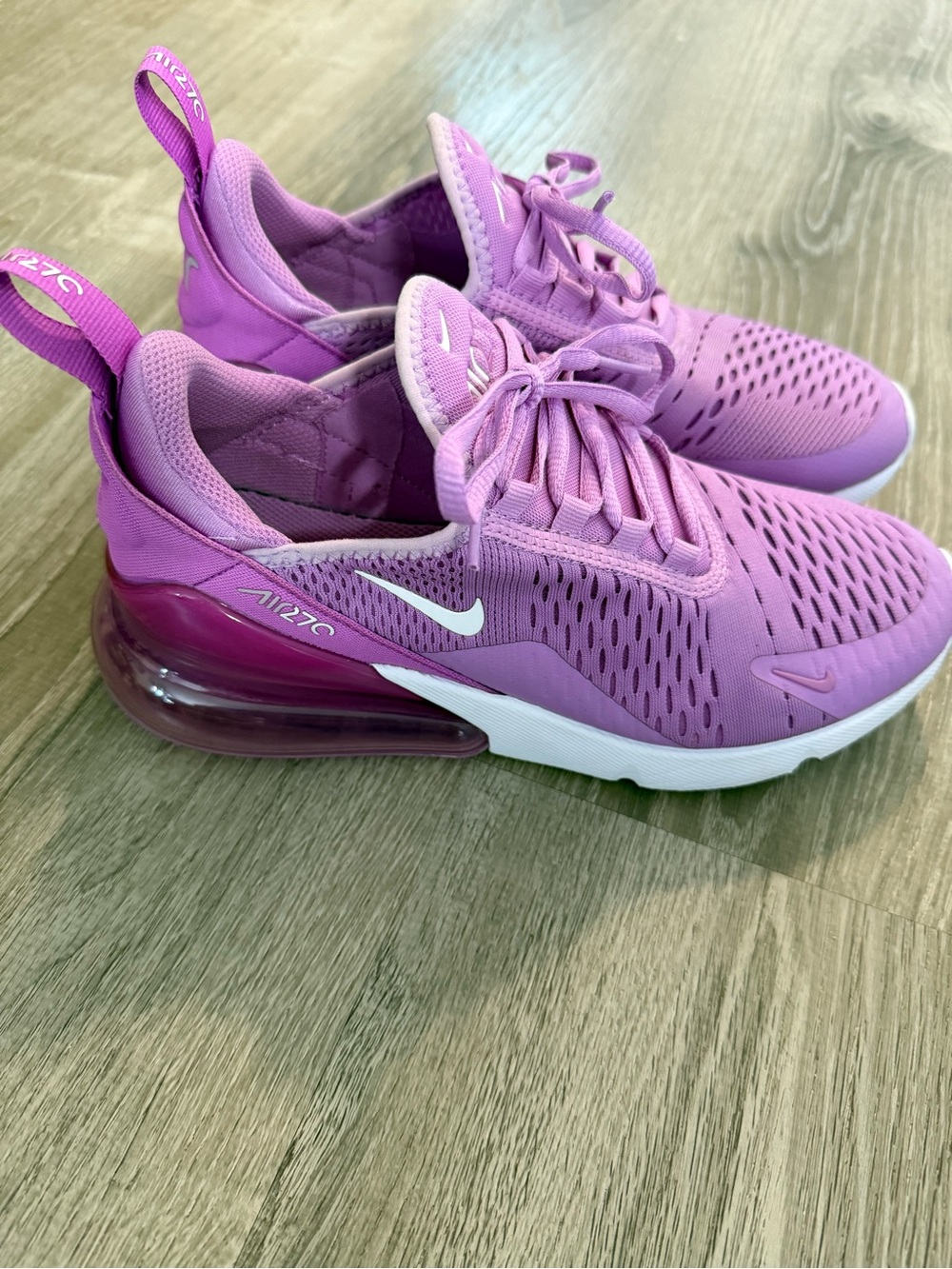 Nike Air Max 270 Sneakers in Vibrant Lilac